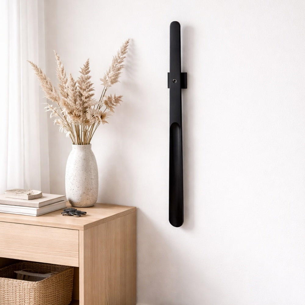 Nordisk Filt™ – Magnetiskt skohorn i massivt bokträ 55cm